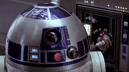 spoilers-j-j-abrams-reveals-the-truth-behind-r2-d2-s-final-scene-in-star-wars-the-force-765143.jpg