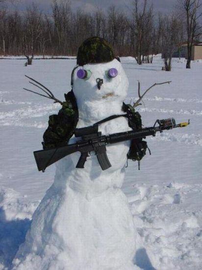 military-humor-funny-New-Winter-Camouflage-soldier-snowman.jpg