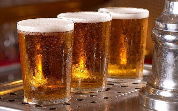 pints_of_beer_2624353b.jpg.3a068fe0720445fff032cb316288fdb3.jpg