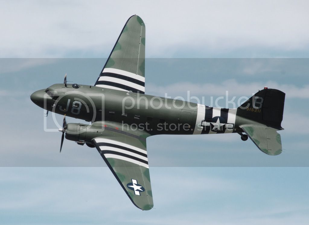 Douglas_c47-a_skytrain_n1944a_cotswoldai