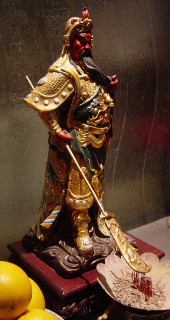 GuanYuStatue.JPG